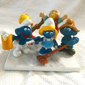 4 Smurf Figurines & Cabbage Patch Baby Figurine Vintage 70s/80s